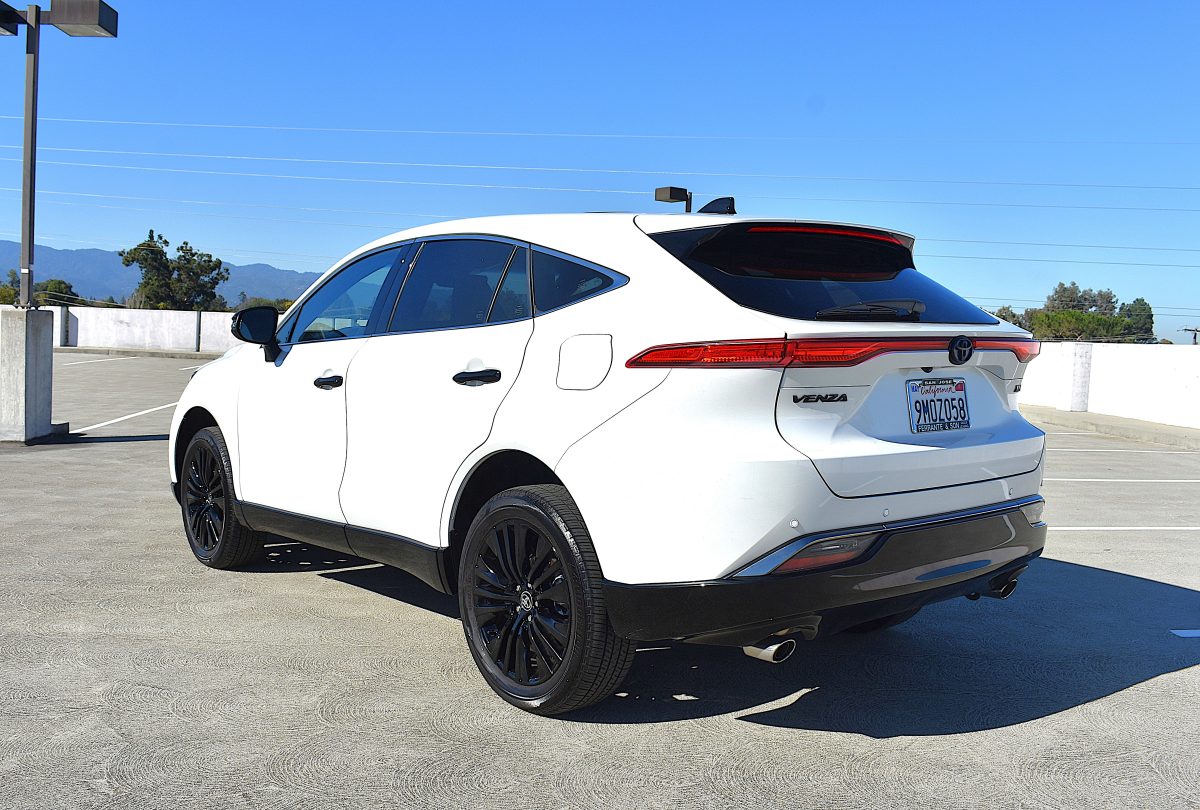 Venza XLE Nightshade