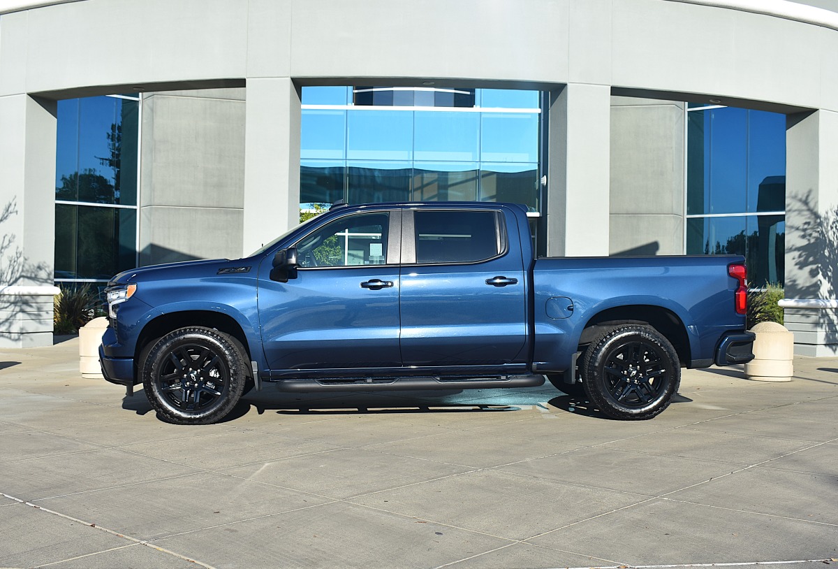 2023 Chevrolet Silverado 1500 RST