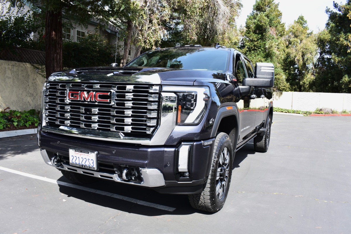 GMC Sierra Denali 2500 4WD Crew Cab