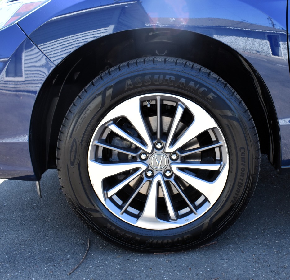 RDX AWD Advance Package