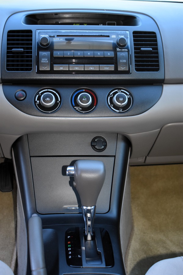 Camry LE