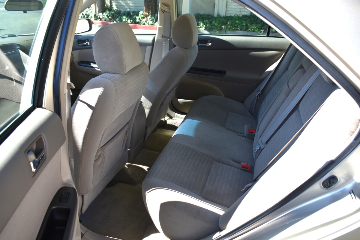 Camry LE