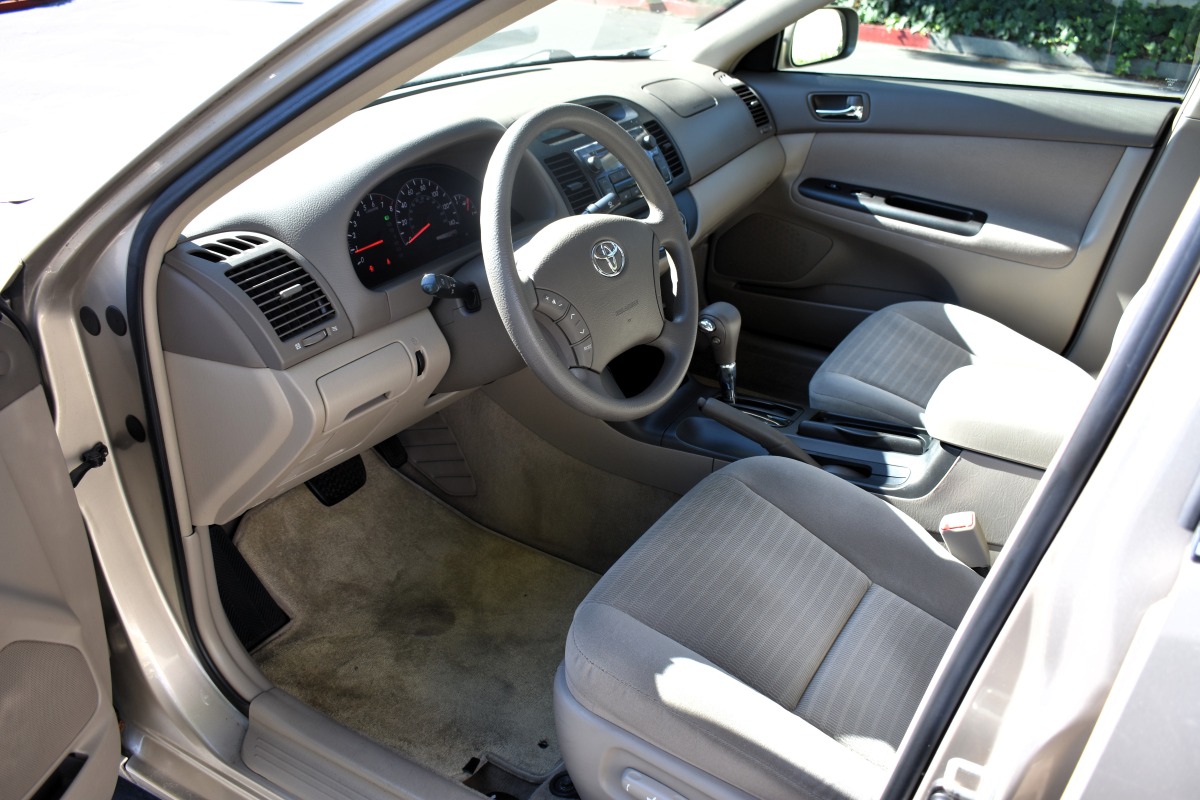 Camry LE